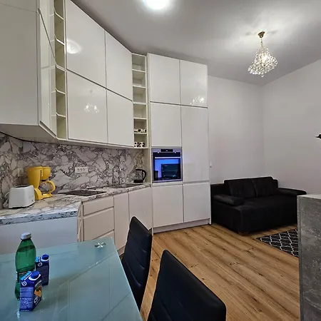 Studio Apartment Sviti Touras By Town Hall Ljubljana Exterior photo