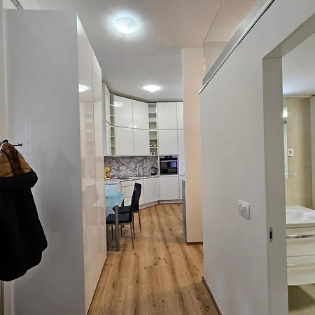 Studio Apartment Sviti Touras By Town Hall Ljubljana Exterior photo